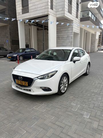 מודעת רכב מאזדה 3 1