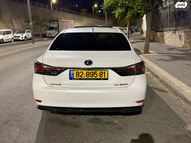 מודעת רכב לקסוס GS 2