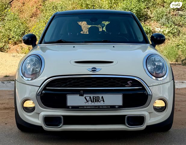 מודעת רכב מיני קופר