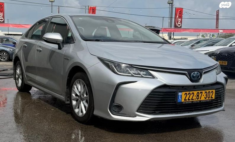 מודעת רכב טויוטה קורולה 2