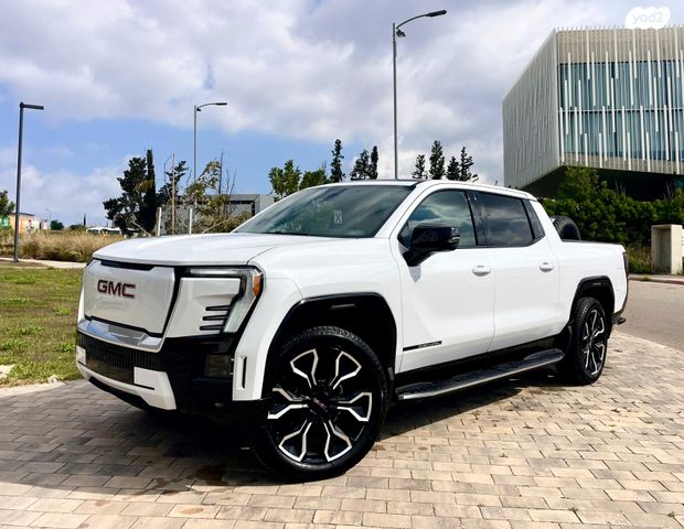 מודעת רכב ג'י.אם.סי סיירה EV  