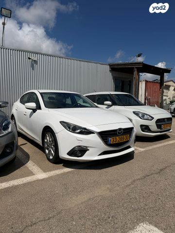 מודעת רכב מאזדה 3