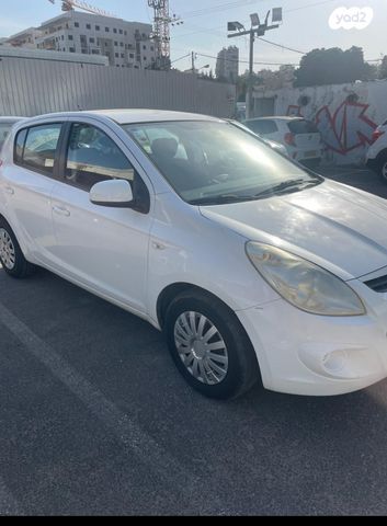 מודעת רכב יונדאי i20