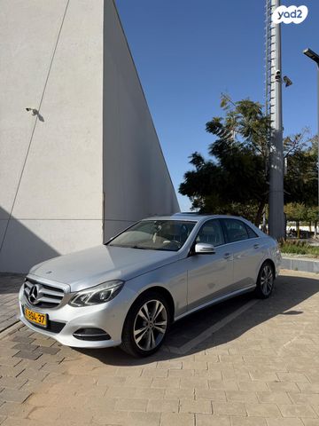 מודעת רכב מרצדס-בנץ E-class