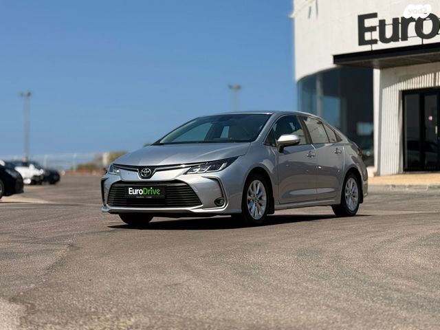 מודעת רכב טויוטה קורולה