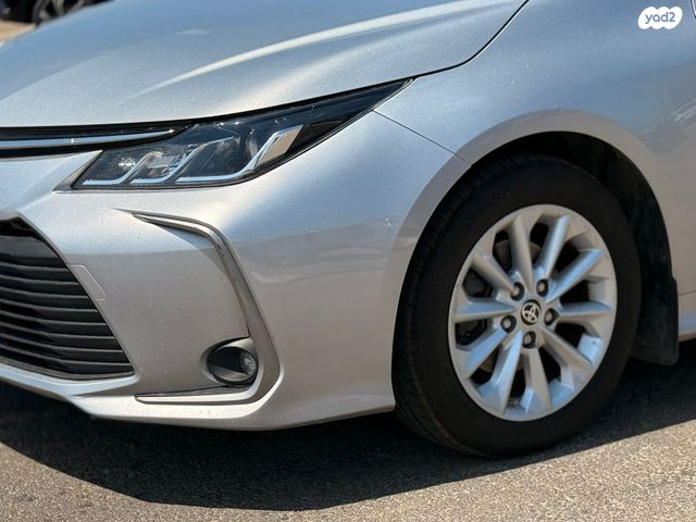 מודעת רכב טויוטה קורולה 2