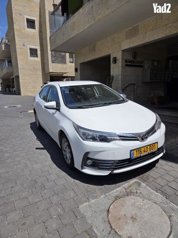 מודעת רכב טויוטה קורולה