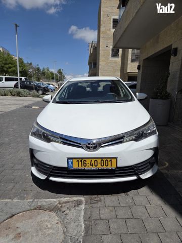 מודעת רכב טויוטה קורולה