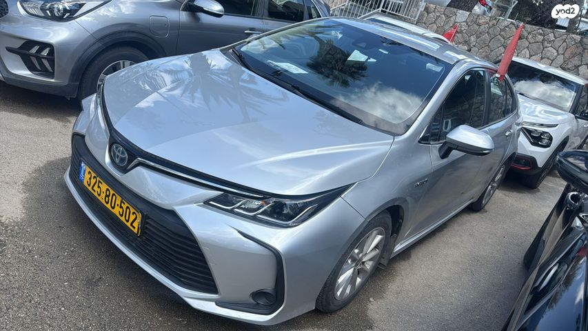 מודעת רכב טויוטה קורולה