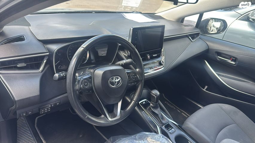 מודעת רכב טויוטה קורולה 1