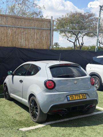 מודעת רכב אלפא רומיאו מיטו