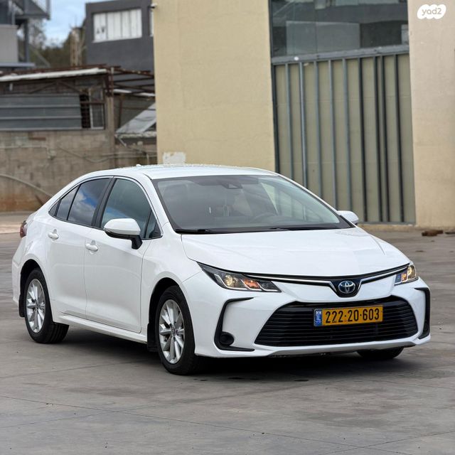 מודעת רכב טויוטה קורולה 2
