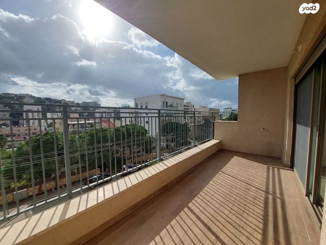 בנימין ד'ישראלי 21