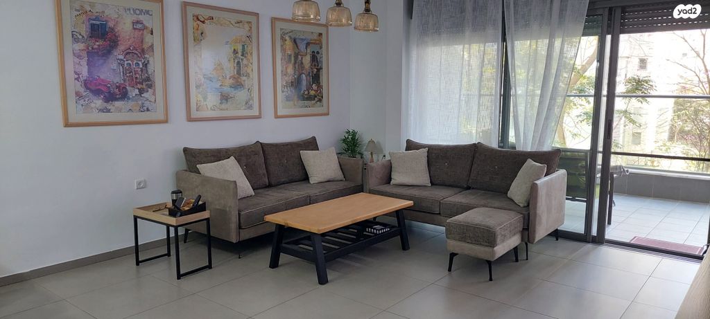 יעקב פיכמן 21