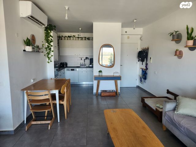 ז'בוטינסקי 3