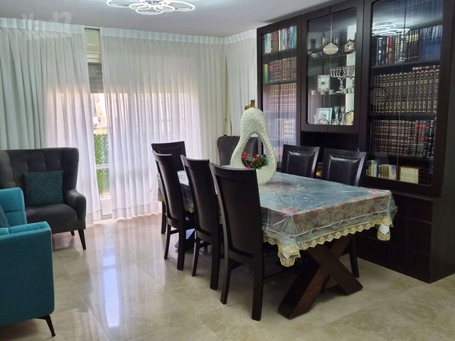 דירה למכירה בירושלים — 3