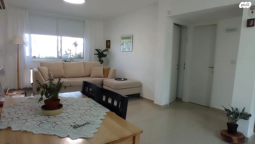 לוס אנג'לס 17