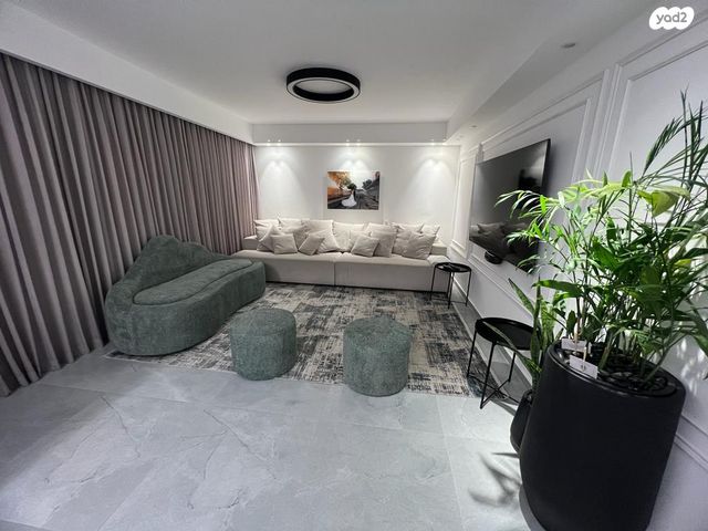 שלום דנינו 6