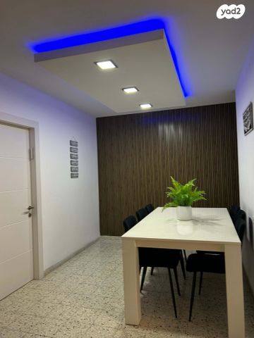 אברהם בן שושן 25