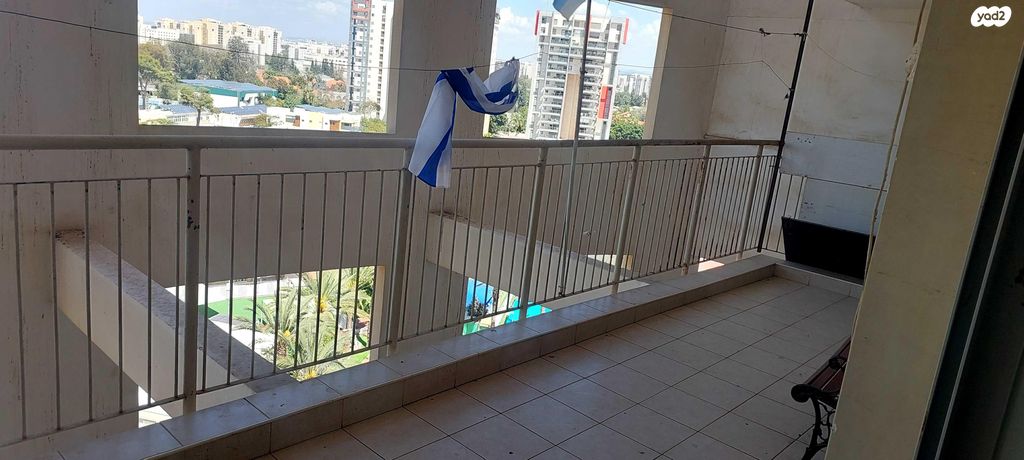 שדרות צפריר 3