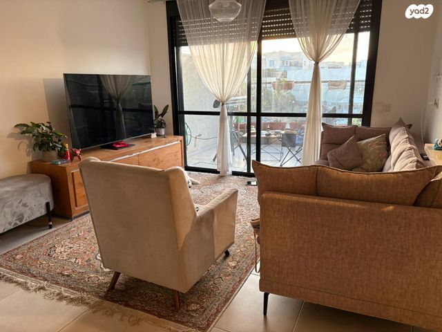 שדרות רפאל סויסה 13