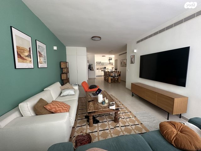 רחל המשוררת 11