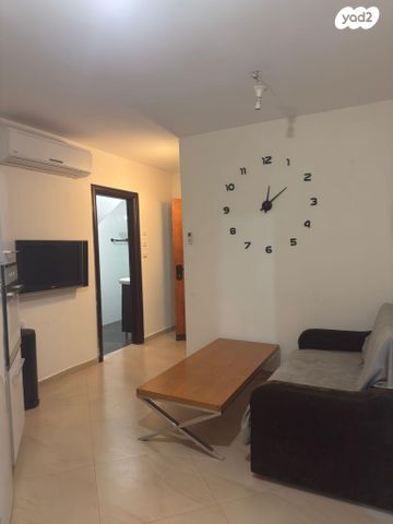 שאול טשרניחובסקי 83