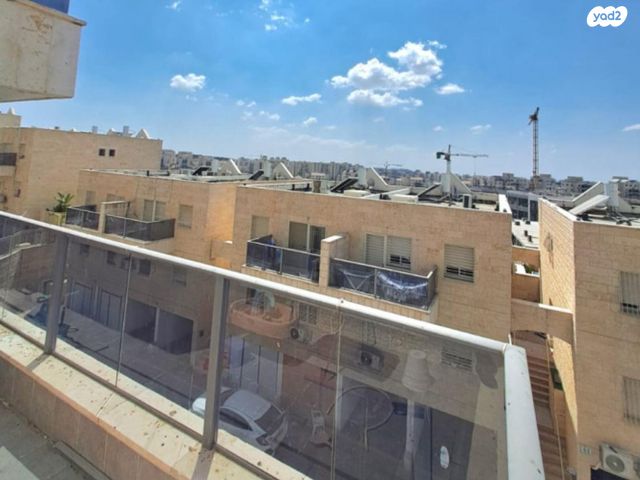 נריה הנביא 6