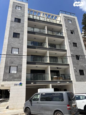 הרב קטרוני 48