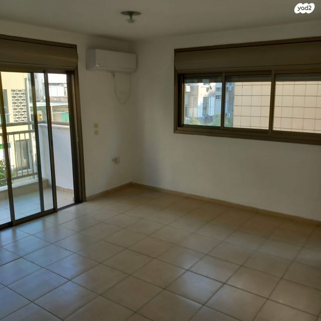 נחלת בנימין 136