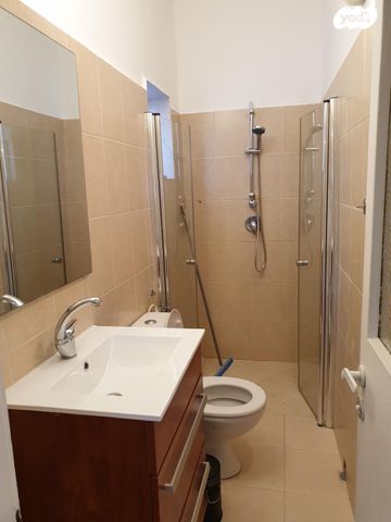 א.ד. גורדון 14