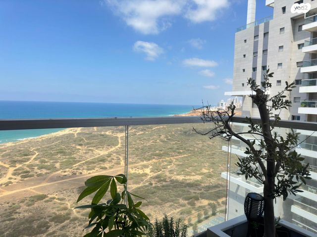 נתן יונתן 26