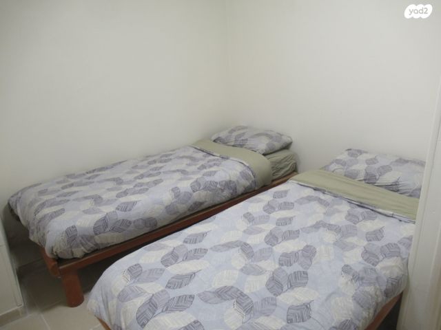 ארתור הנטקה 48