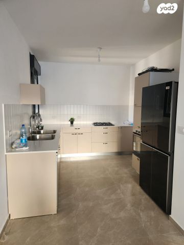 נוף הרודיון 43