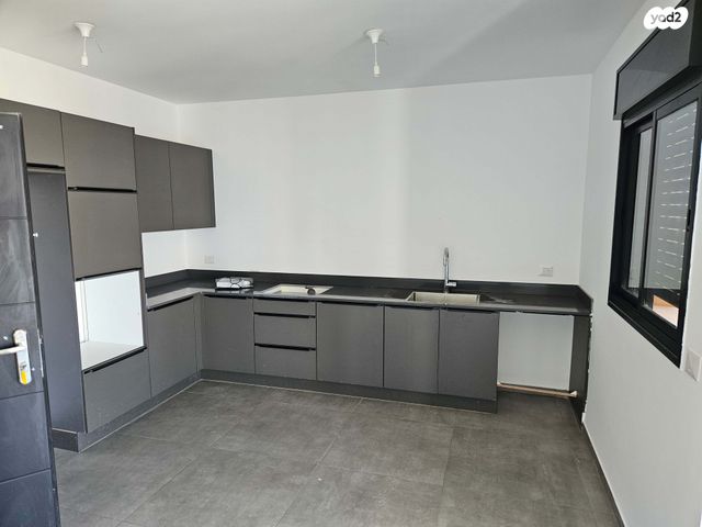 אסירי ציון 13