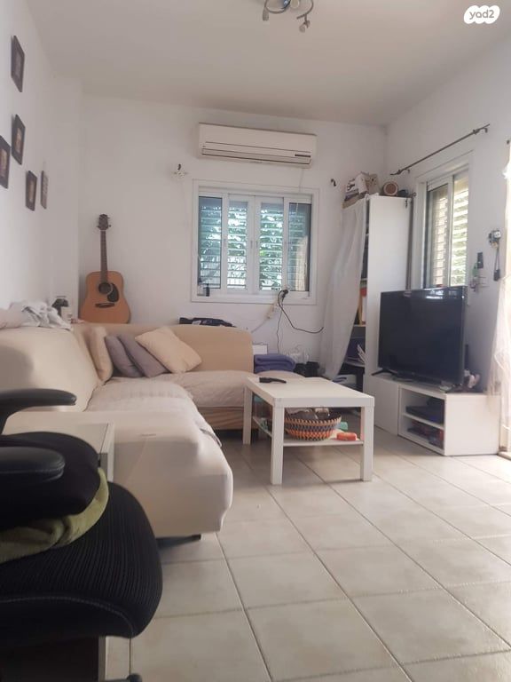 סמטת התמר 153