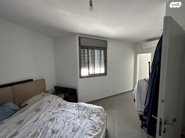 שרה אהרונסון 40