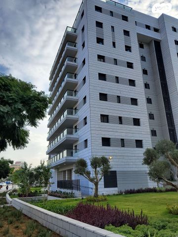 שדרות בן צבי 126