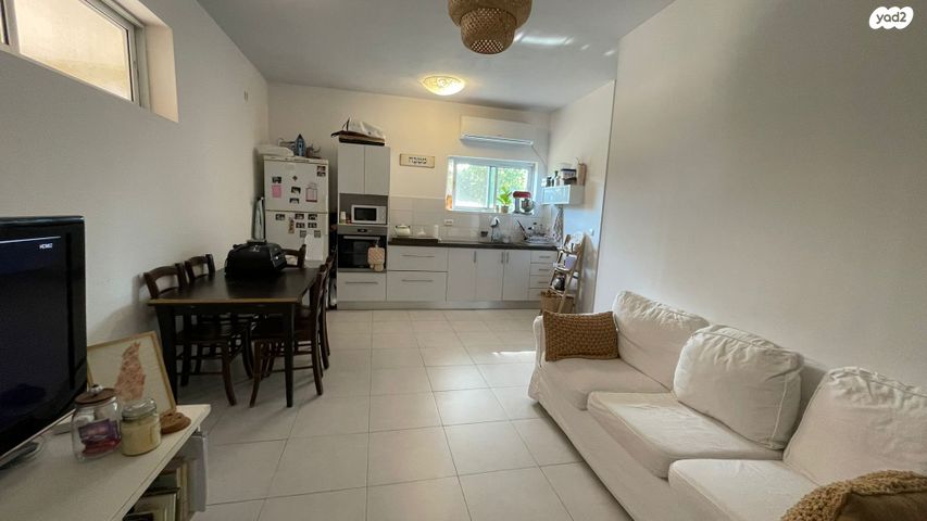 שיבת ציון 44