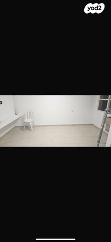 שדרות יצחק בן צבי 64