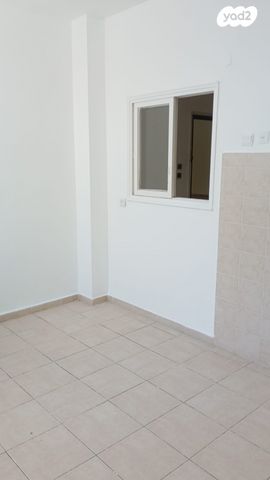 הרב עוזיאל 18