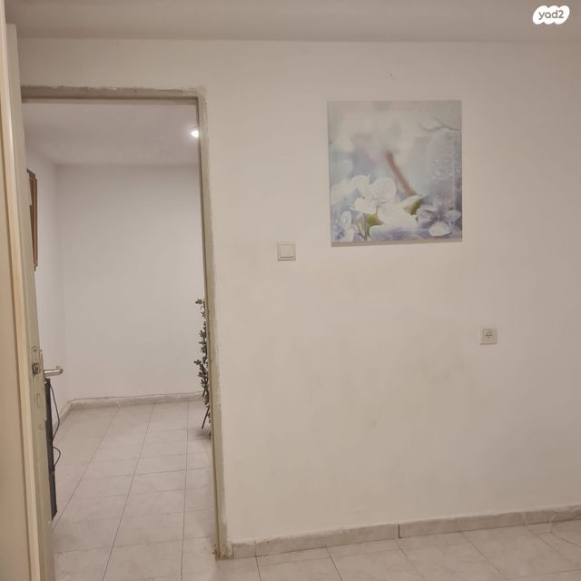 קרית שמונה 10