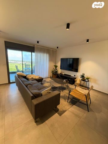 חנה רובינא 1