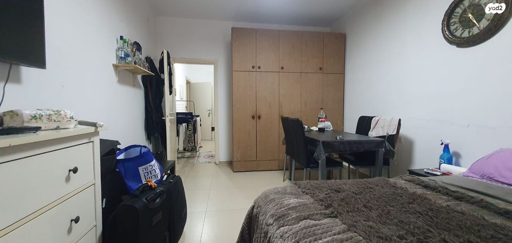 בן ציון פוגל 15