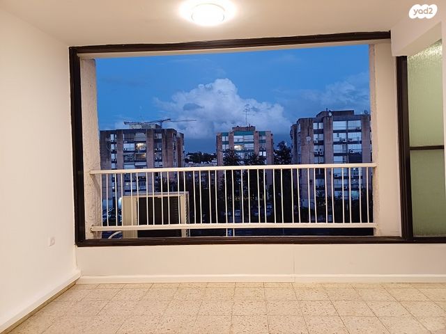 הגיבור האלמוני 48