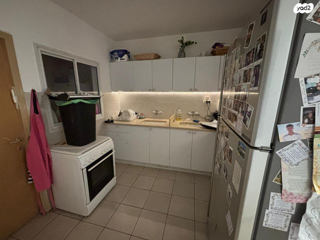 דרך מנחם בגין 62