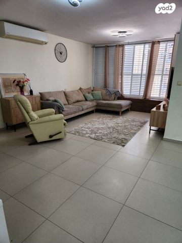 אהרון שקולניק 