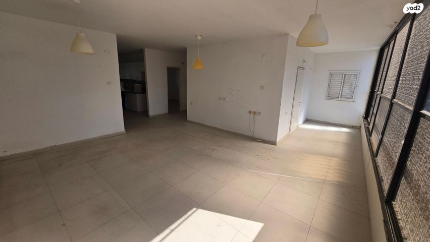 אבא ברדיצ'ב 16