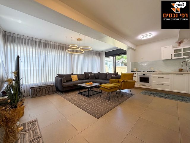 דירת גן, קרית בורוכוב, רמת גן