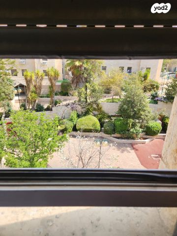 יוסף צבי רימון 